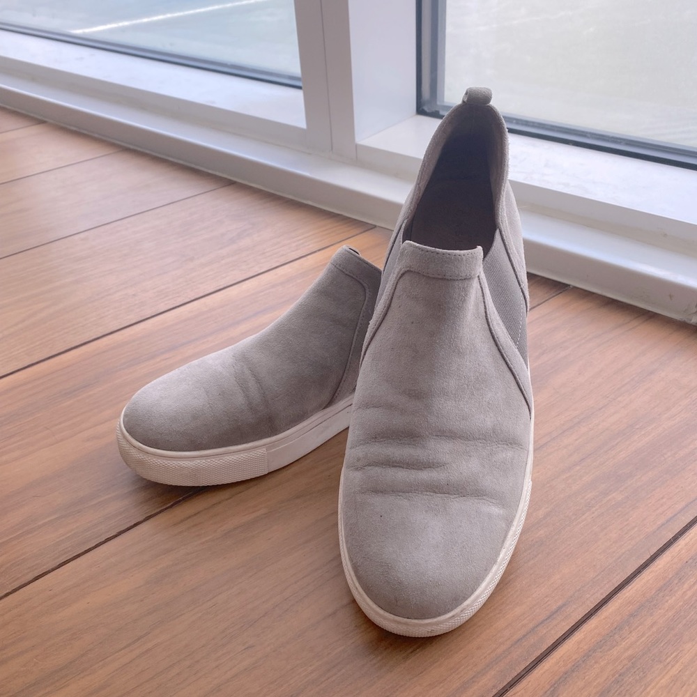 Grey Caslon suede shoes, size 8.5